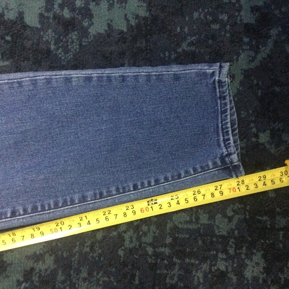 Old Navy Rockstar Mid-rise 14 Patches Medium Wash - Picture 10 of 13